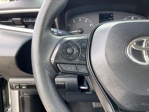 Used 2024 Toyota Corolla LE image 25
