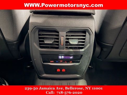 Used 2021 BMW 330e w/ M Sport Package image 34
