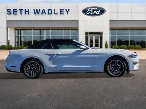 Used 2022 Ford Mustang Premium RWD image 35