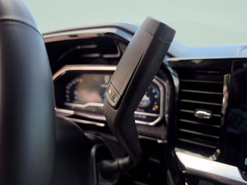 Used 2025 Chevrolet Silverado 1500 LT RWD image 28