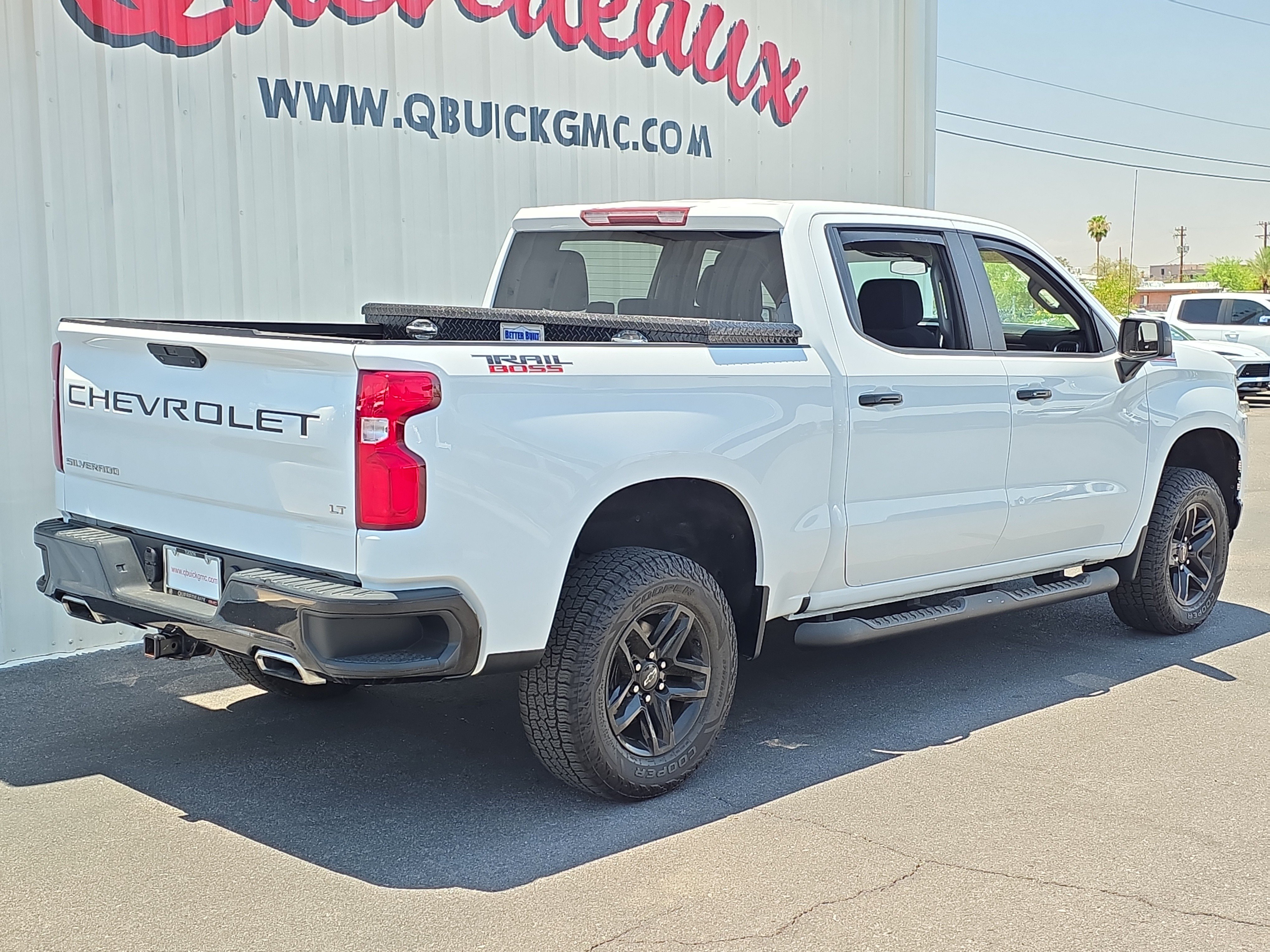 Used 2020 Chevrolet Silverado 1500 LT Trail Boss AWD/4WD image 9