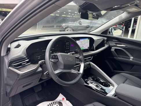 Certified 2025 Audi Q5 Premium Plus w/ Premium Plus AWD/4WD image 13