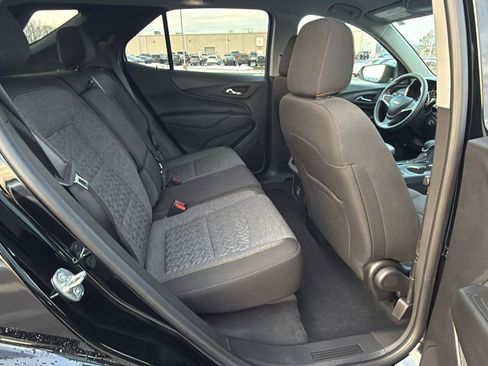 Used 2022 Chevrolet Equinox LT image 21