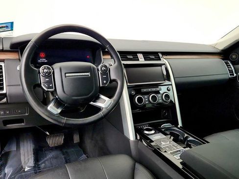 Used 2018 Land Rover Discovery HSE AWD/4WD image 12