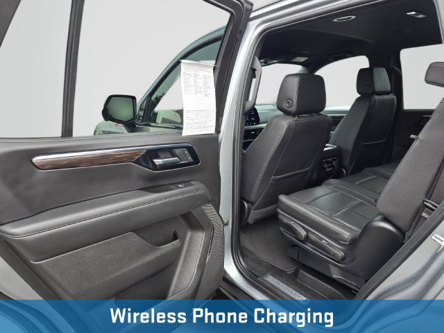 Used 2025 Chevrolet Tahoe Z71 AWD/4WD image 19