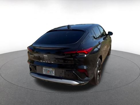 Used 2025 Buick Envista Sport Touring image 14