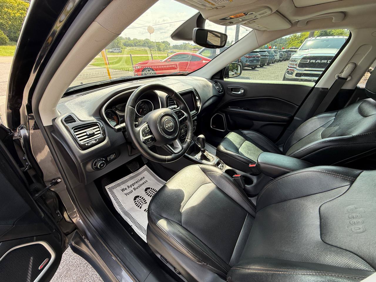 Used 2018 Jeep Compass Limited w/ Navigation Group FWD image 23