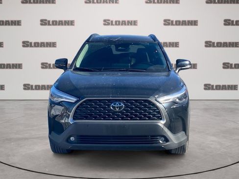 Used 2024 Toyota Corolla Cross XLE image 8
