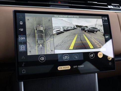 New 2025 Land Rover Range Rover SE AWD/4WD image 13