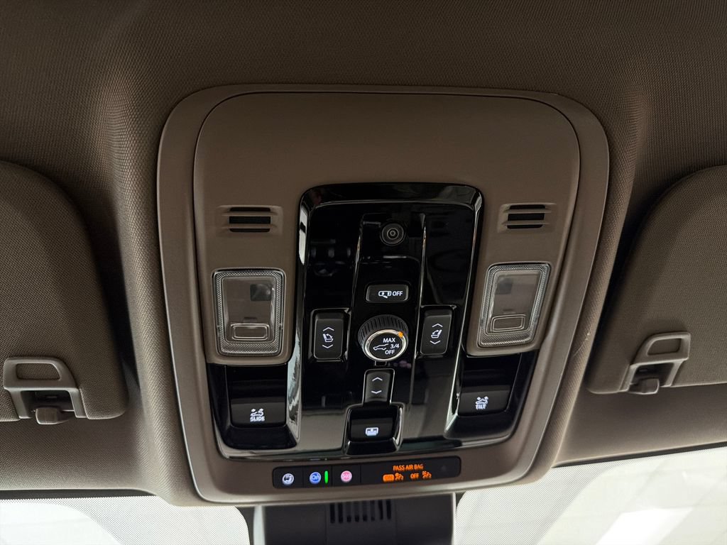 New 2026 GMC Yukon XL Denali w/ Sun & Power Step Package RWD image 17