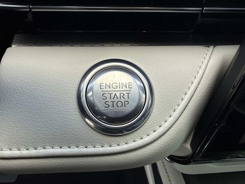 New 2026 Lincoln Nautilus Premier AWD/4WD image 28