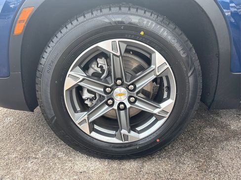 Used 2023 Chevrolet Blazer LT image 12