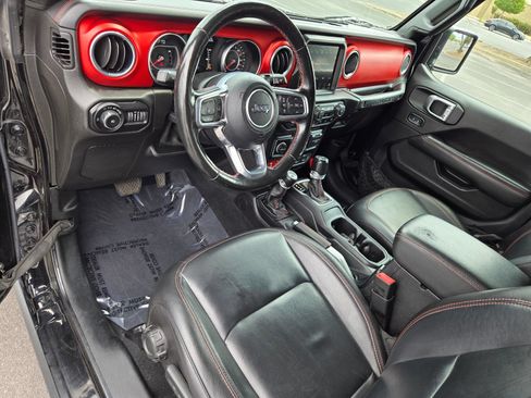 Used 2021 Jeep Wrangler Unlimited Rubicon AWD/4WD image 16