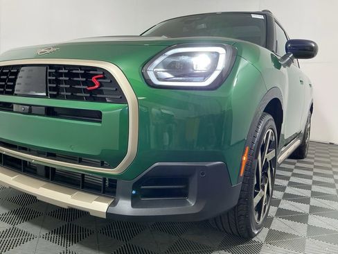Certified 2025 MINI Cooper Countryman S w/ Comfort Package Max image 8