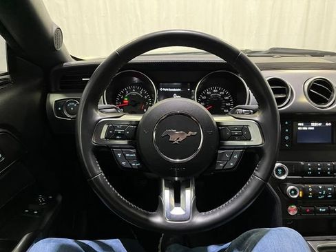 Used 2021 Ford Mustang GT RWD image 18