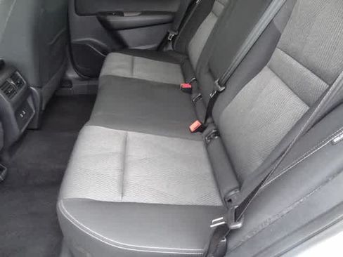 Used 2025 Nissan Rogue SV AWD/4WD image 8