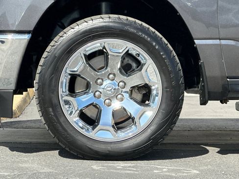 Used 2019 RAM 1500 Big Horn AWD/4WD image 24