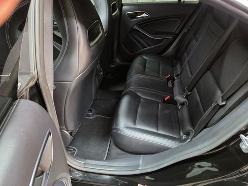 Used 2019 Mercedes-Benz CLA 250 4MATIC image 16