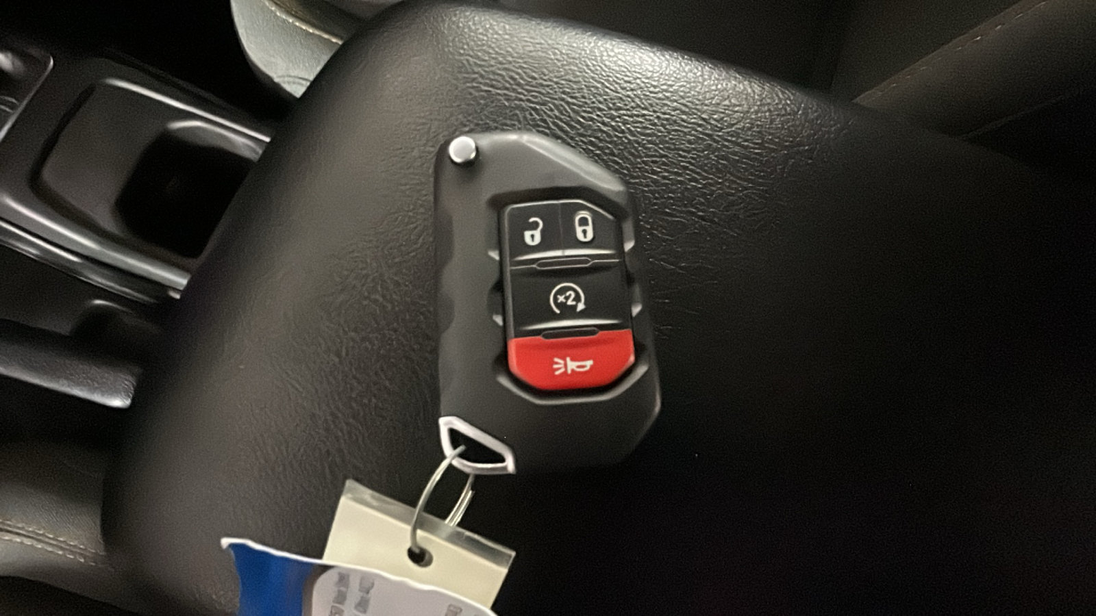 Used 2024 Jeep Wrangler Unlimited w/ Convenience Group AWD/4WD image 24