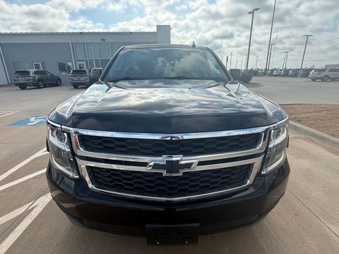 Used 2017 Chevrolet Tahoe LS RWD image 3