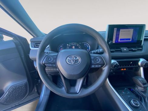 Used 2023 Toyota RAV4 XLE w/ Convenience Package AWD/4WD image 12