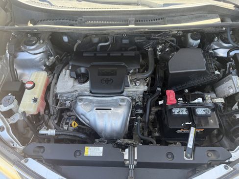 Used 2015 Toyota RAV4 XLE FWD image 23