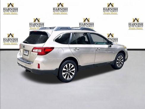 Used 2017 Subaru Outback 3.6R Limited image 5