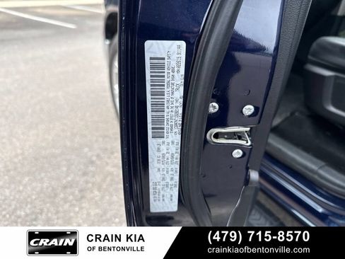 Used 2016 RAM 1500 Laramie w/ Convenience Group AWD/4WD image 18