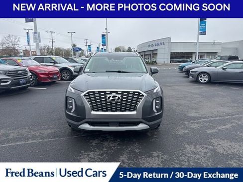 Used 2022 Hyundai Palisade SEL w/ Premium Package AWD/4WD image 2