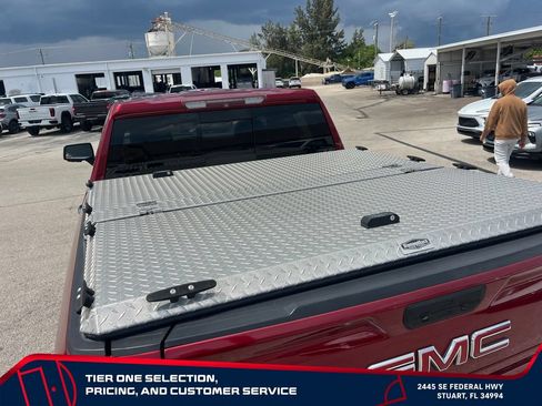 Used 2019 GMC Sierra 1500 Denali w/ Technology Package AWD/4WD image 11
