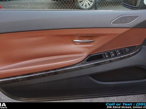 Used 2012 BMW 640i Convertible image 30