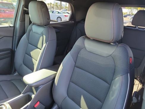 Certified 2023 Chevrolet TrailBlazer RS w/ Convenience Package image 17