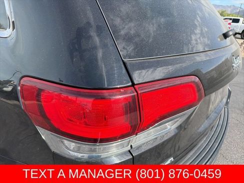 Used 2020 Jeep Grand Cherokee Laredo AWD/4WD image 27