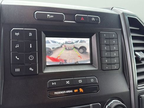 Used 2018 Ford F150 XLT RWD image 12