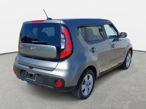 Used 2019 Kia Soul w/ Convenience Package FWD image 5