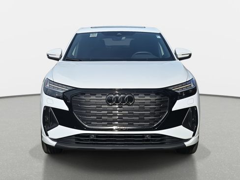 Used 2023 Audi Q4 e-tron Prestige w/ Black Optic Package image 2