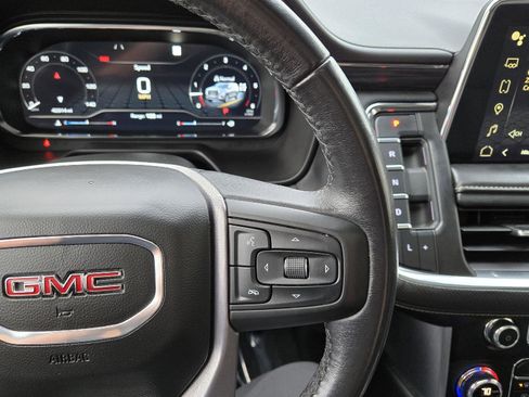 Used 2023 GMC Yukon SLT image 30