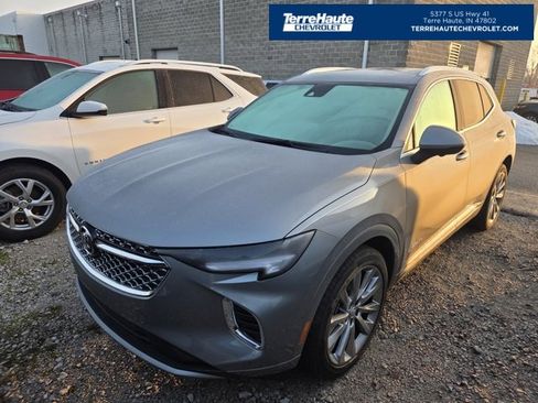 Used 2023 Buick Envision Avenir image 1