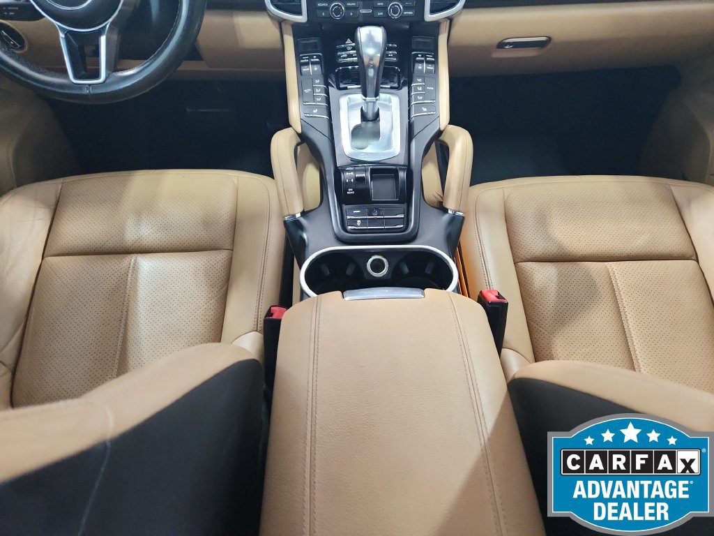 Used 2016 Porsche Cayenne AWD/4WD image 29