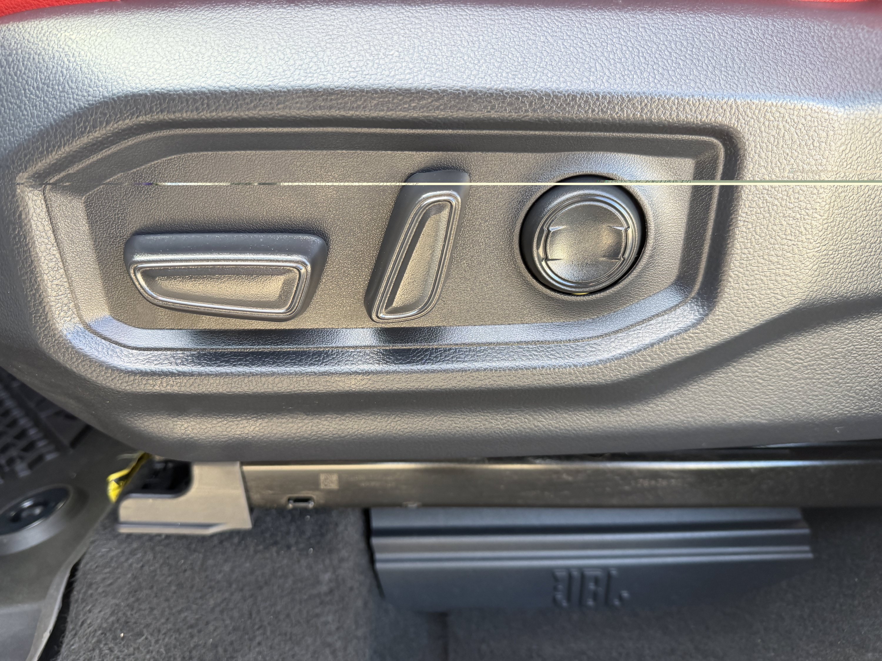 Used 2025 Toyota Sequoia TRD Pro AWD/4WD image 33