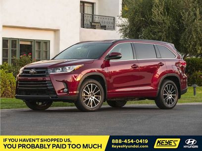Used 2019 Toyota Highlander XLE