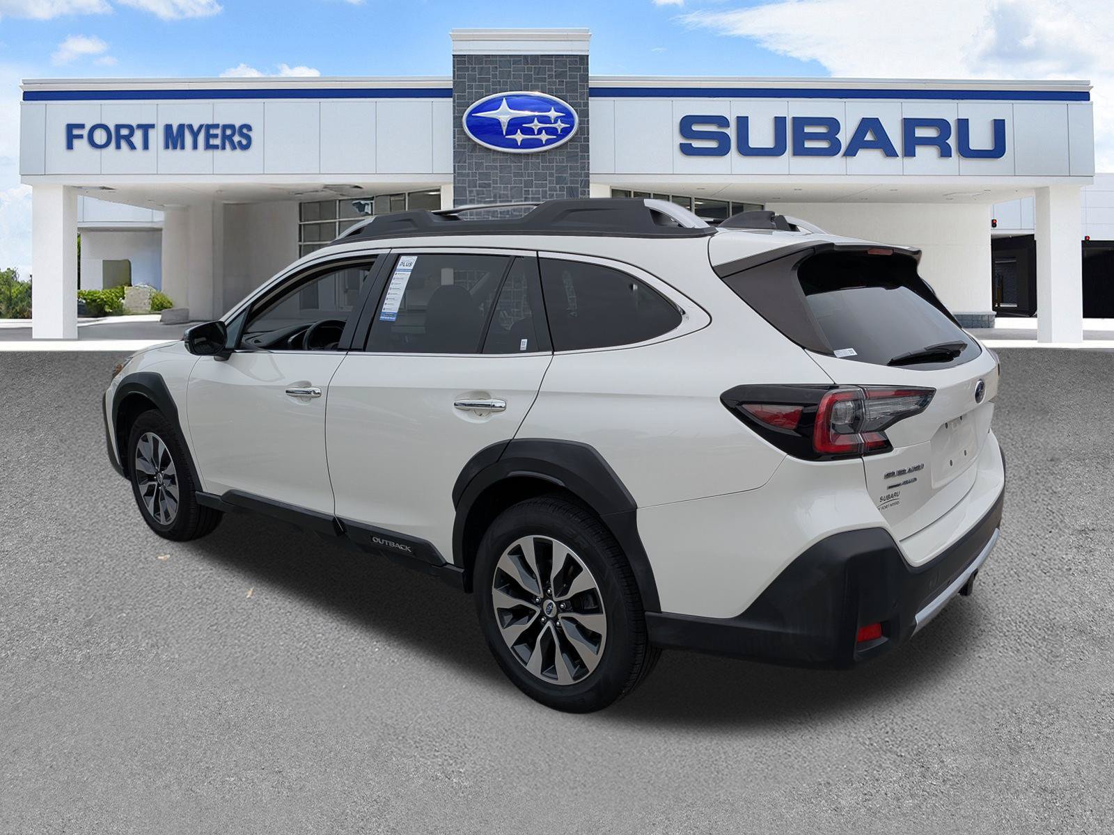 Certified 2023 Subaru Outback Touring XT AWD/4WD image 6