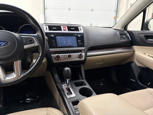Used 2015 Subaru Outback 2.5i Limited AWD/4WD image 16