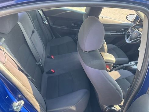 Used 2013 Chevrolet Cruze LT image 9