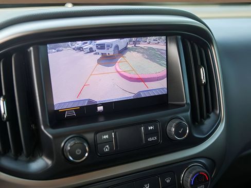 Used 2022 Chevrolet Colorado Z71 RWD image 17
