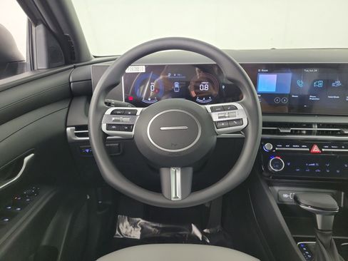 New 2025 Hyundai Santa Cruz SEL image 11