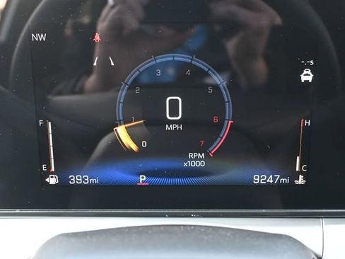 Used 2024 Chevrolet Trax LT image 15