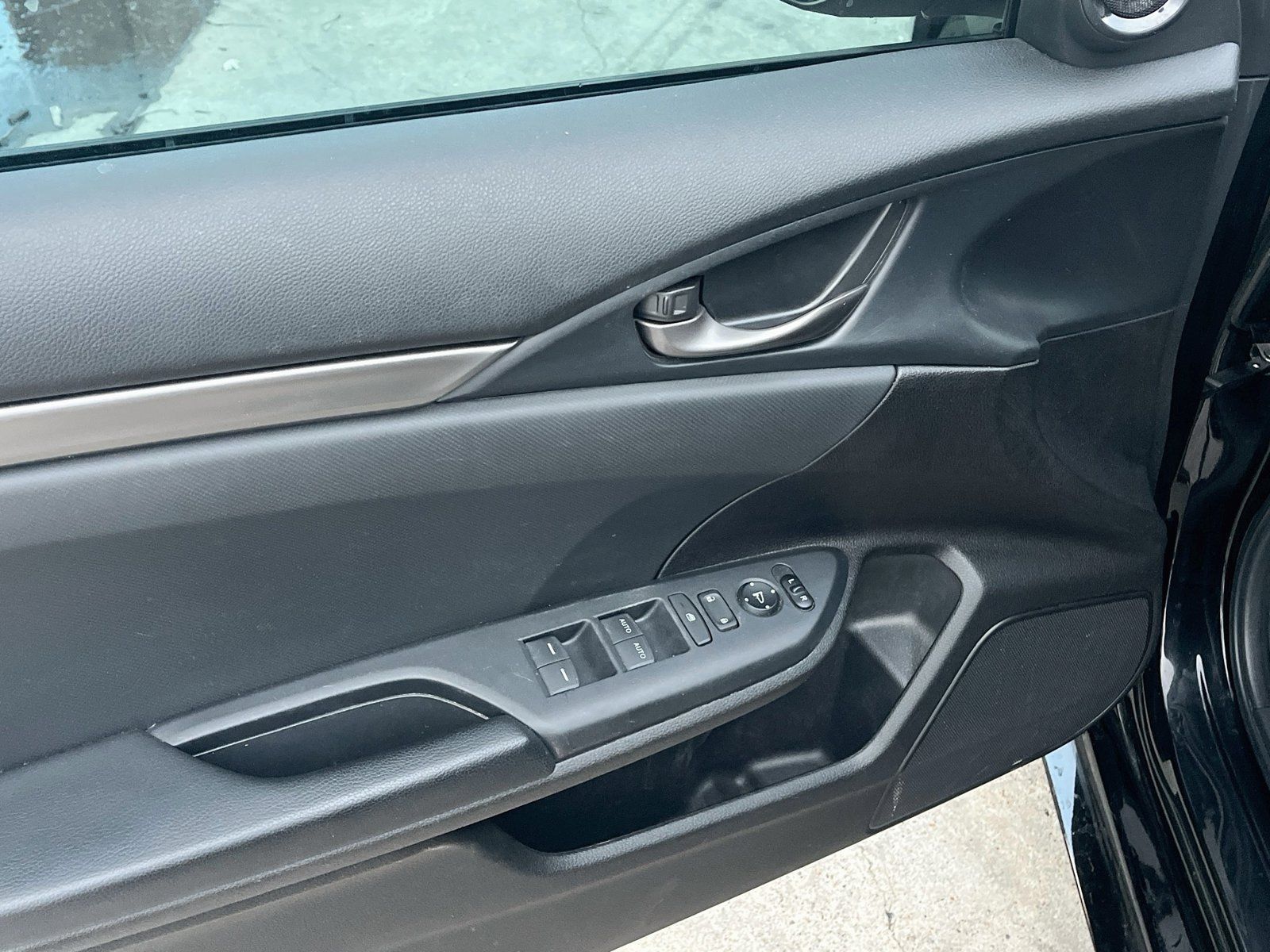 Used 2021 Honda Civic Sport image 17