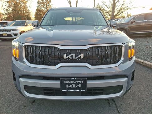 New 2025 Kia Telluride EX image 2
