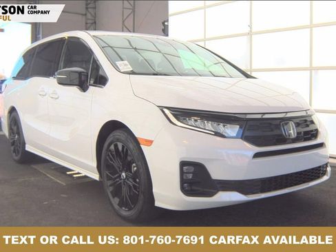 Used 2025 Honda Odyssey Sport-L image 8